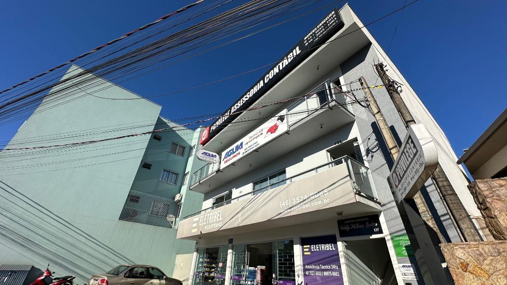 Edifício onde funciona o escritório da Privilege, no Centro de Francisco Beltrão